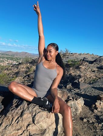 Ariane Andrew Nude Leaks OnlyFans Photo 10