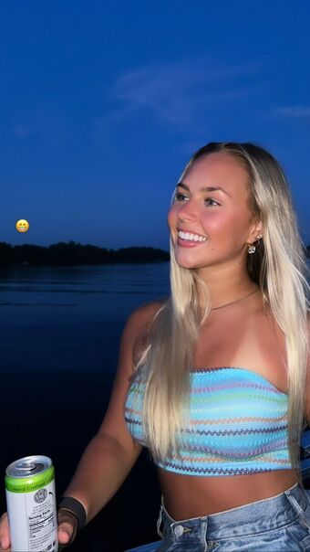 Avery Myers - averymyers7 Nude Leaks OnlyFans Photo 33