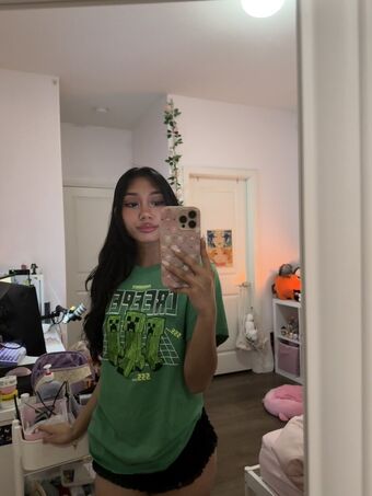 aziakiara Nude Leaks OnlyFans Photo 4