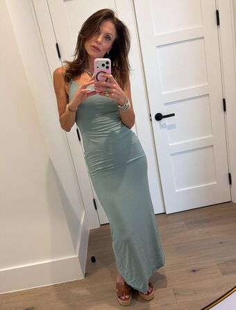 Bethenny Frankel Nude Leaks OnlyFans Photo 130