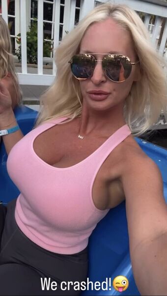 Texas Hotwife Nude Leaks OnlyFans Photo 14