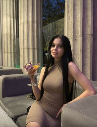 Mikaelavela_vip Nude Leaks OnlyFans Photo 28