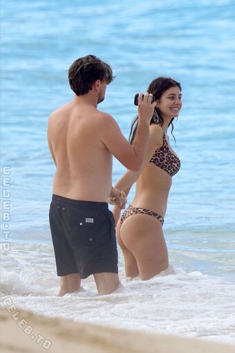Camila Morrone Nude Leaks OnlyFans Photo 140