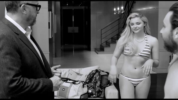 Chloe Grace Moretz Nude Leaks OnlyFans Photo 160