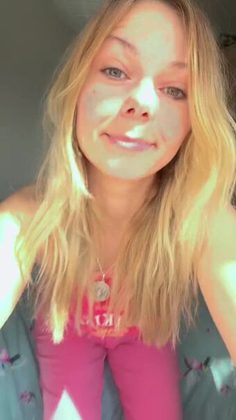 SmileyDani158 Nude Leaks OnlyFans Photo 304