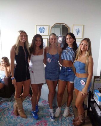 Ella Friedland Nude Leaks OnlyFans Photo 28