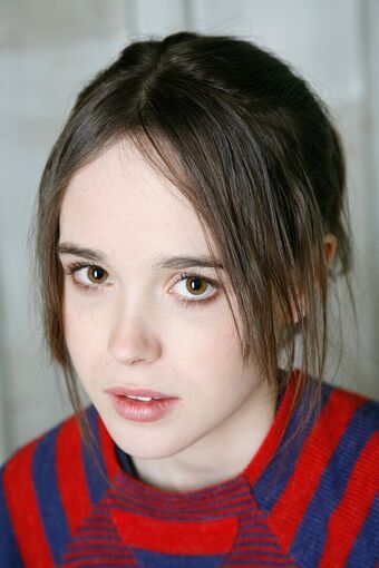 Elliot Page Nude Leaks OnlyFans Photo 32