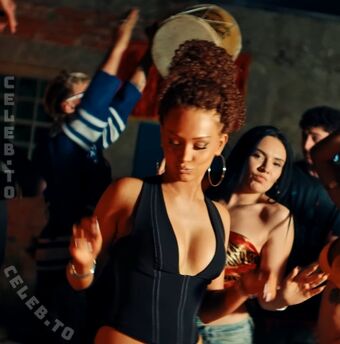 Erda Nude Leaks OnlyFans Photo 44