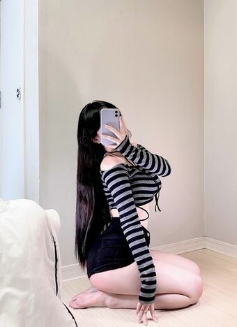 eune_006 Nude Leaks OnlyFans Photo 2