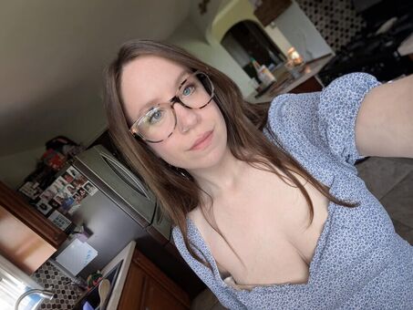 Extra_Nebula_7236 Nude Leaks OnlyFans Photo 2