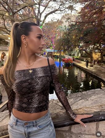 Gaby Rourke Nude Leaks OnlyFans Photo 7