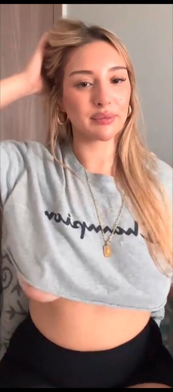 gunessiniz Nude Leaks OnlyFans Photo 1