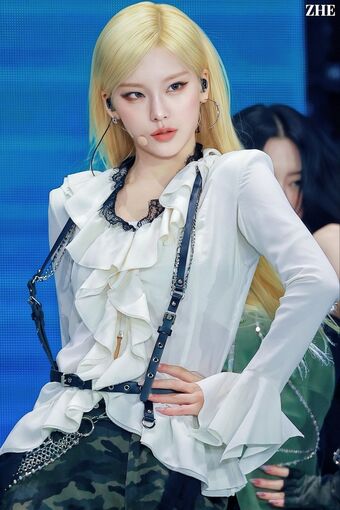 Yeji Nude Leaks OnlyFans Photo 319