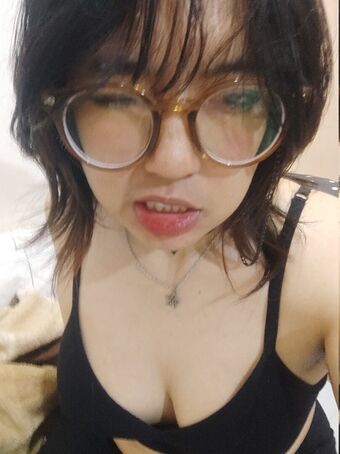 Indonesian Girls ???????? Nude Leaks OnlyFans Photo 110