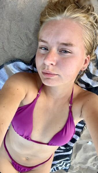 Jasmin-bee Nude Leaks OnlyFans Photo 18