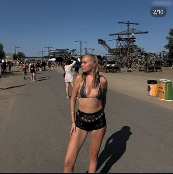 Jasmin-bee Nude Leaks OnlyFans Photo 15