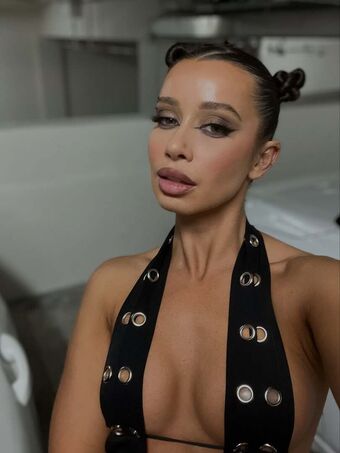 Jesenia Echeverria Nude Leaks OnlyFans Photo 116