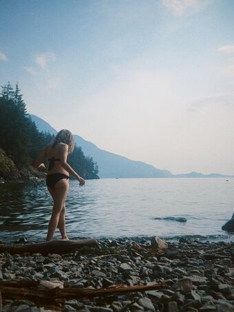 Jodelle Ferland Nude Leaks OnlyFans Photo 23