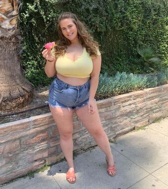 Jule Sky Nude Leaks OnlyFans Photo 3