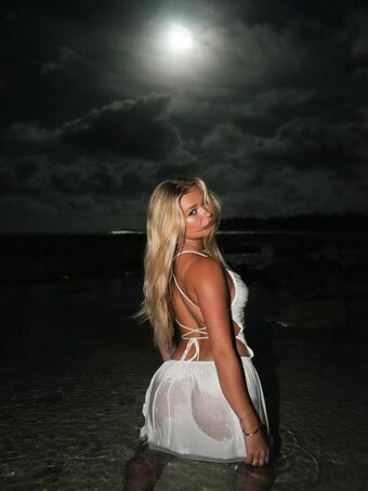 Katie Sigmond Nude Leaks OnlyFans Photo 47