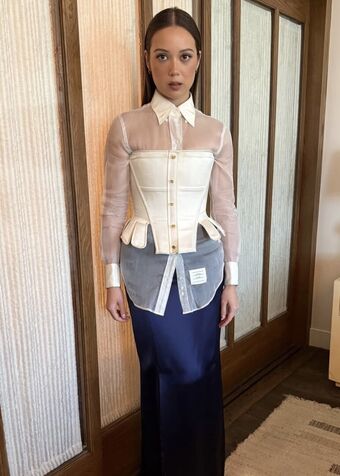 Laufey Lin Nude Leaks OnlyFans Photo 256