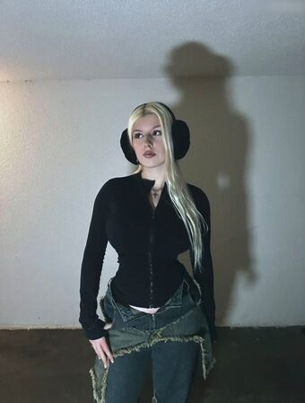 Laura.z57 Nude Leaks OnlyFans Photo 28