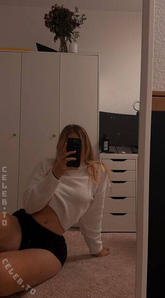 Lavrasophie Nude Leaks OnlyFans Photo 47