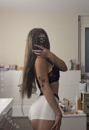 laurafrxy Nude Leaks OnlyFans Photo 5