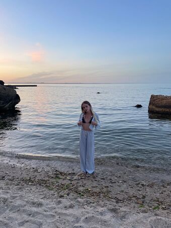 lily.18 Nude Leaks OnlyFans Photo 19