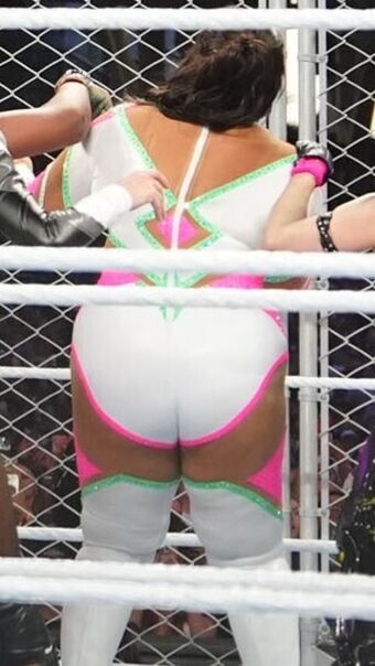 Nia Jax Nude Leaks OnlyFans Photo 107