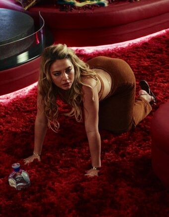 Madelyn Cline Nude Leaks OnlyFans Photo 66