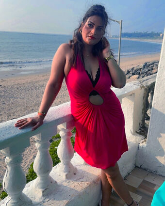 Malavika Tomar Nude Leaks OnlyFans Photo 11