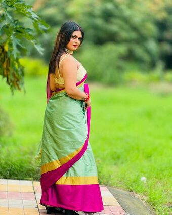 Malavika Tomar Nude Leaks OnlyFans Photo 10