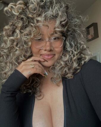 Mama E Nude Leaks OnlyFans Photo 6