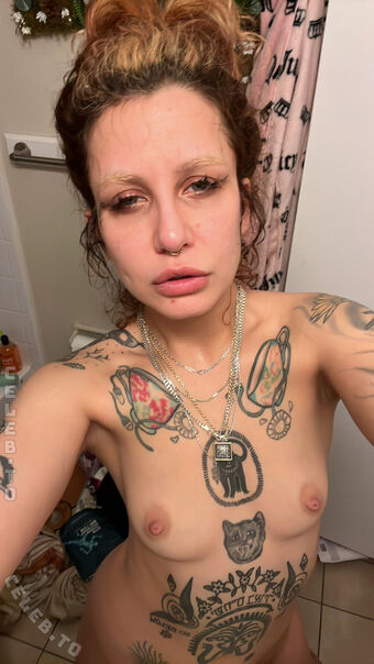 Manic Matilda Nude Leaks OnlyFans Photo 36