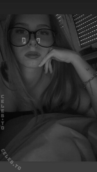 mmelleh Nude Leaks OnlyFans Photo 5