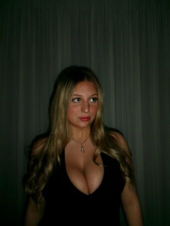 mikanavon Nude Leaks OnlyFans Photo 4