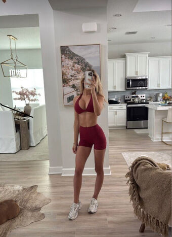 Morgan Avery Nude Leaks OnlyFans Photo 8