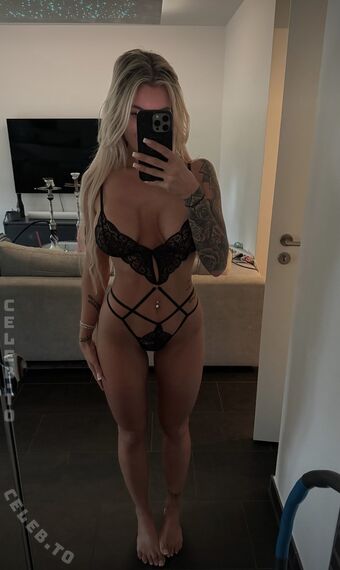 Mrs.S1000rr Nude Leaks OnlyFans Photo 33