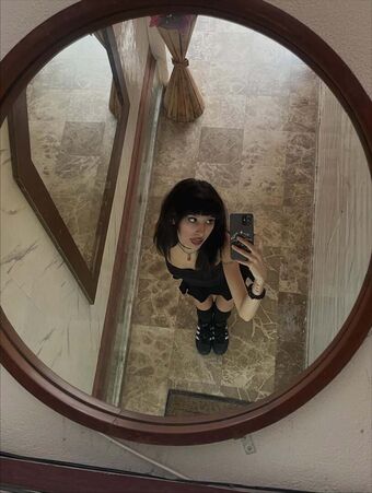 nayyoushaa-diiorcuts-g59nai Nude Leaks OnlyFans Photo 13