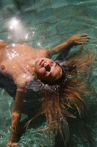 Noemie Neuens Nude Leaks OnlyFans Photo 75