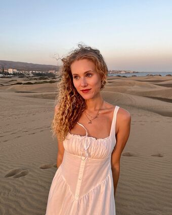 Pauline Angert Nude Leaks OnlyFans Photo 62