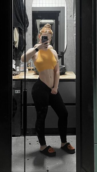 quqqurr Nude Leaks OnlyFans Photo 2