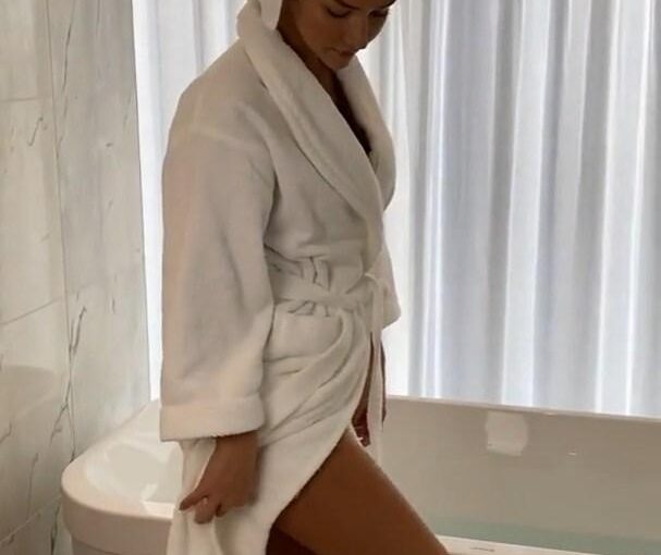 Rachel Cook Nude Bath Robe Strip Video Leaked – Influencers GoneWild