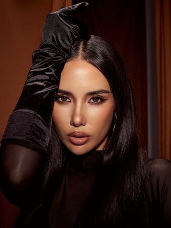 Saffron Maya Snook Nude Leaks OnlyFans Photo 58