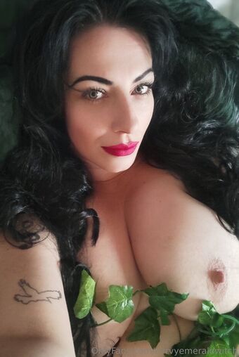 curvyemeraldwitch Nude Leaks OnlyFans Photo 20