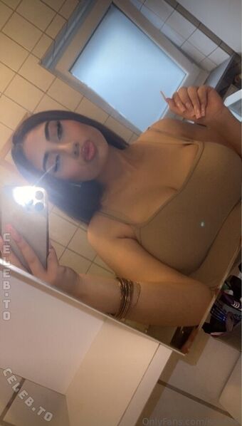 sel.444 Nude Leaks OnlyFans Photo 9