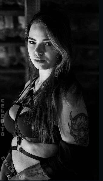 Sonja Lujic Nude Leaks OnlyFans Photo 4