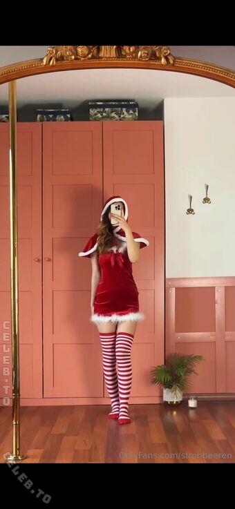 strohbeeren Nude Leaks OnlyFans Photo 33