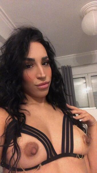 Sugarbabes Emine Nude Leaks OnlyFans Photo 1